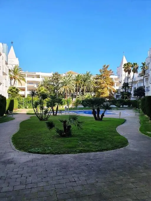 Dans Jolie Residence A Santa Margarida- Mor Empuriabrava Lägenhet